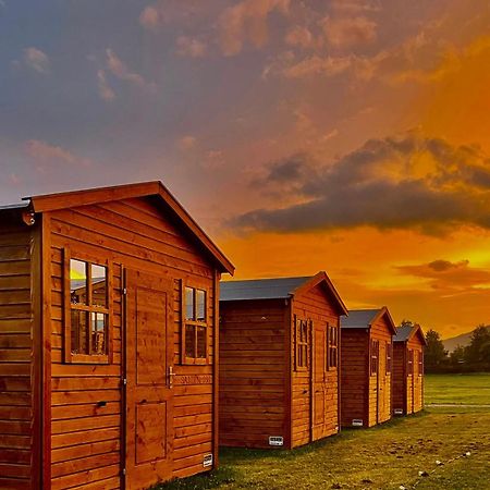 Schitterhof Chalets Spielberg Bei Knittelfeld Luaran gambar